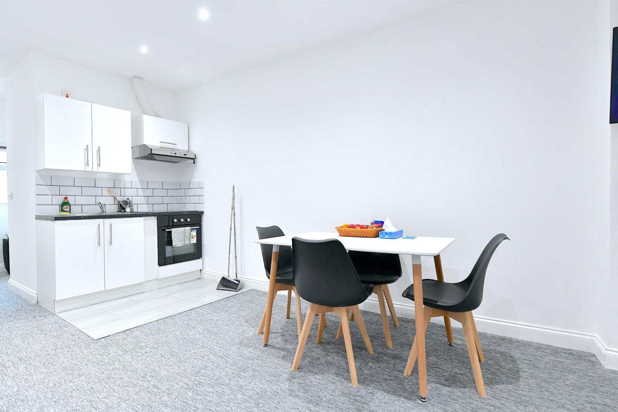 City Central Apartments Лондон Экстерьер фото