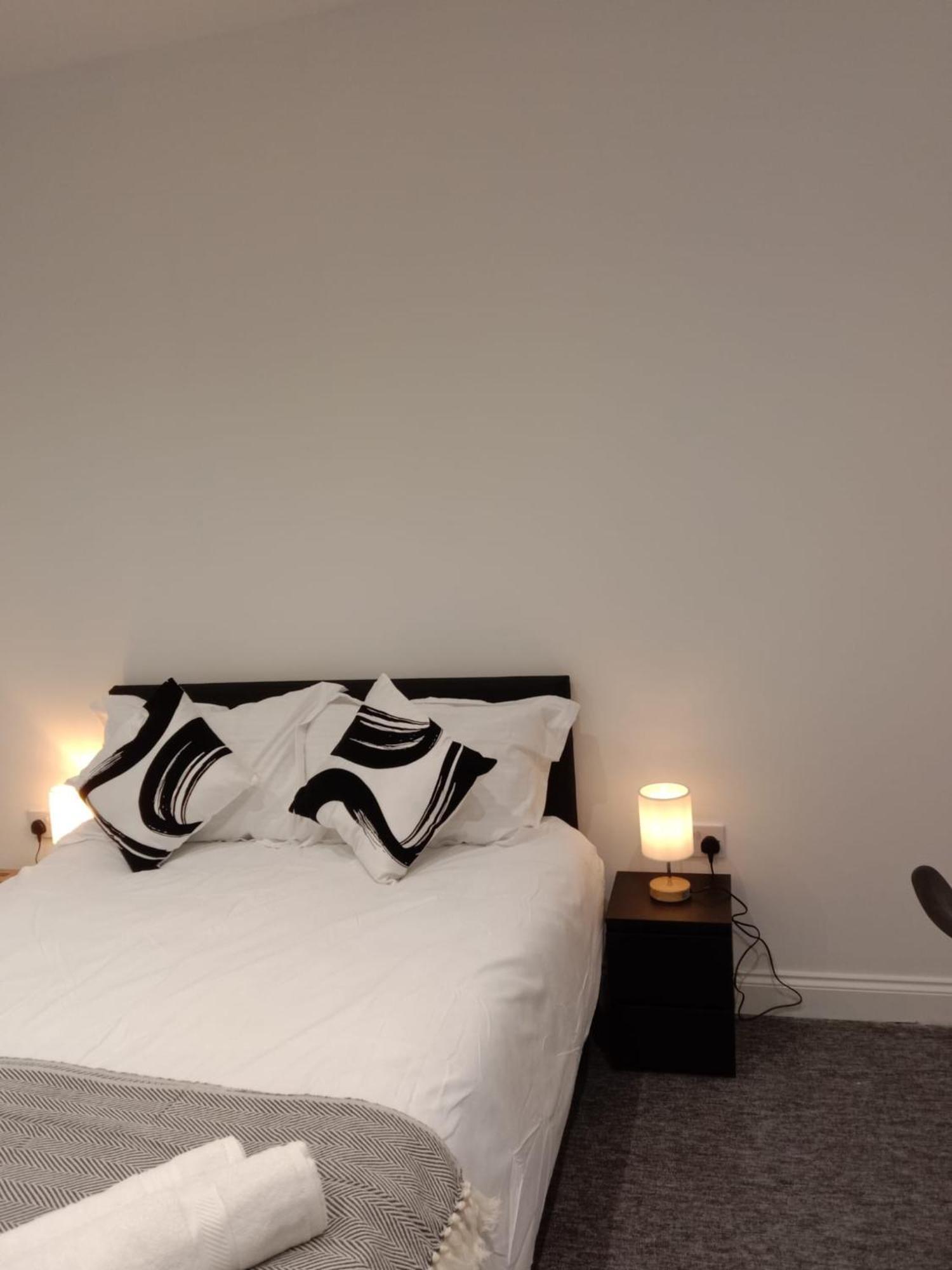 City Central Apartments Лондон Экстерьер фото